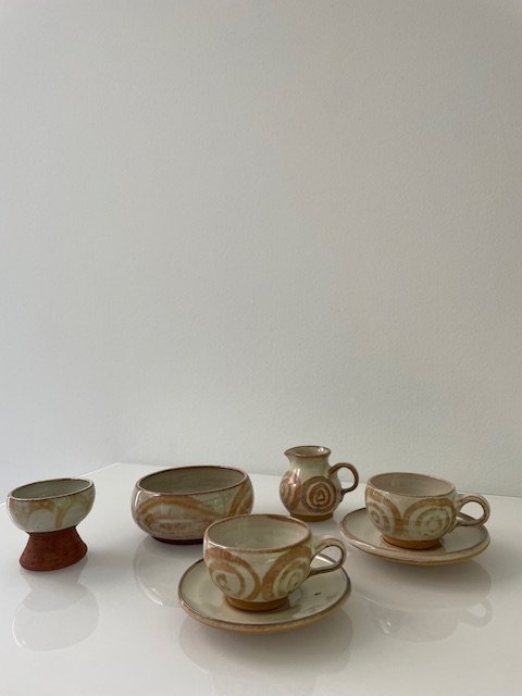 Vintage Danish dinnerware - Hyllested Keramik - hand-painted & unique