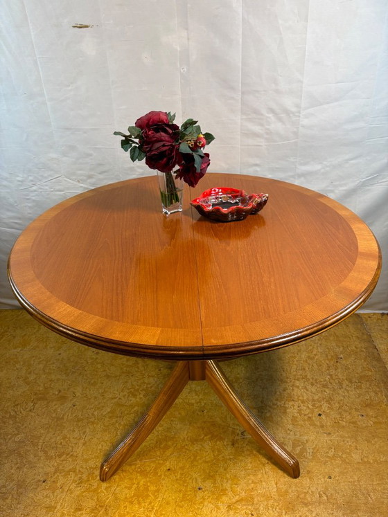 Tavolo da pranzo allungabile rotondo in teak vintage William Lawrence | Mid-Century | Ispirazione danese. Un (photo 2 of 12)