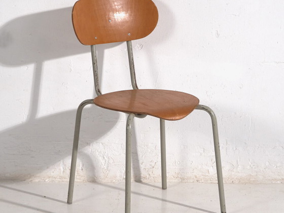Sedia da scuola stile Mid-Century (c.1950) – Sedie da pranzo, Wood, Metal, Retro (photo 2 of 16)