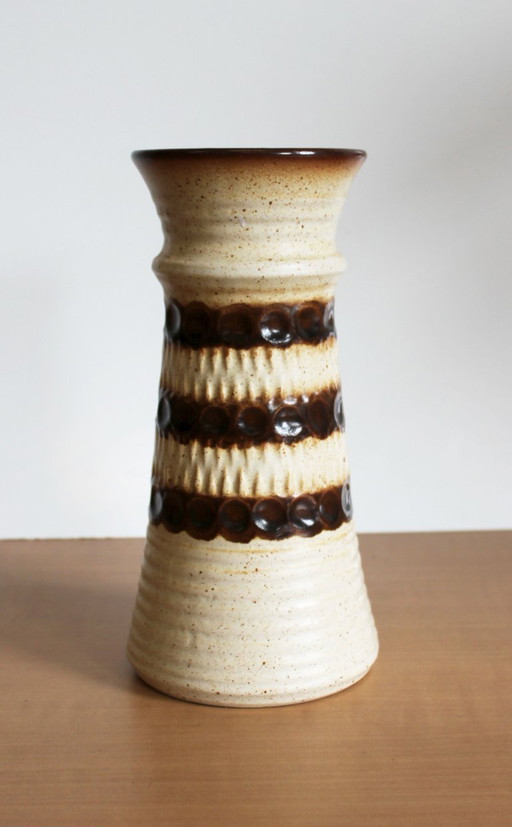 Bay Kermamik ceramic vase, West Germany, mid-century. – Bay Keramik, vazen (photo 2 of 5)