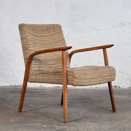 Een paar eikenhouten fauteuils uit de DDR, geschikt voor renovatie, 1960