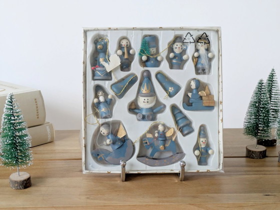Image 1 of 14 x Vintage Kerstversieringen in Doos | Duitse Volkskunst Houtdecoratie uit de Jaren 80