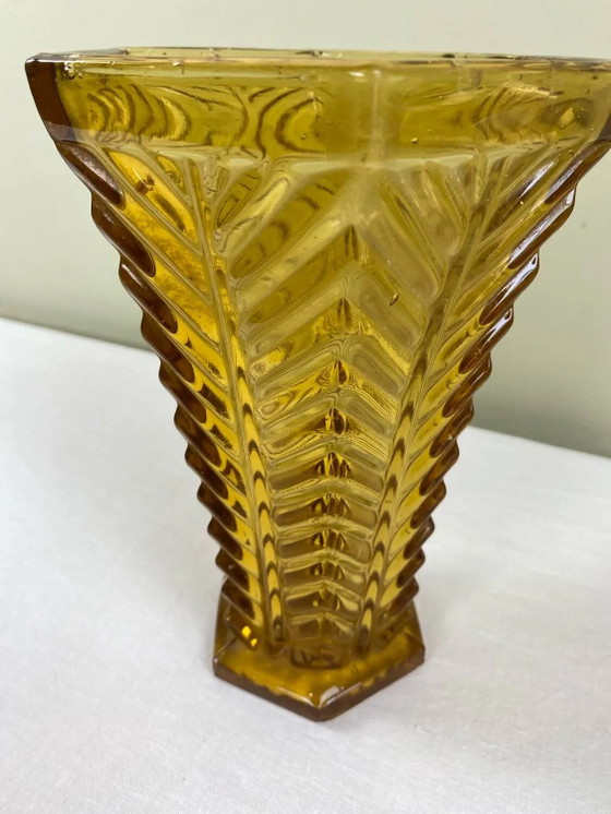 Amber Art Deco vase – Crystal, Glass (photo 2 of 7)