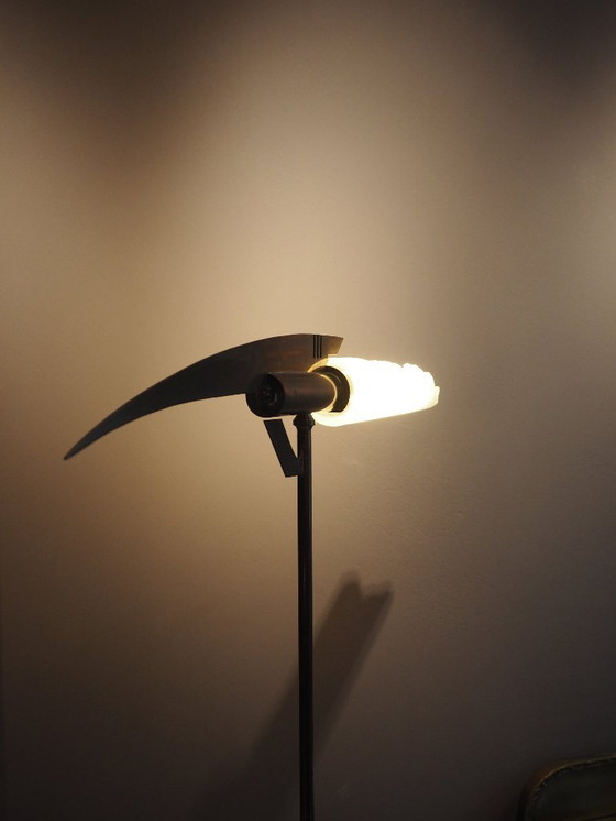 Image 1 of Lámpara de pie inusual en latón y cristal.