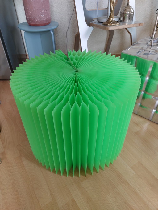 Mesa auxiliar Charles Kaisin K-Baby Stool Verde 
