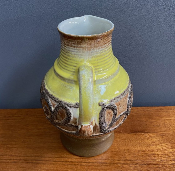German Ceramic Vase by Strehla Model 2003 (photo 9 of 13)