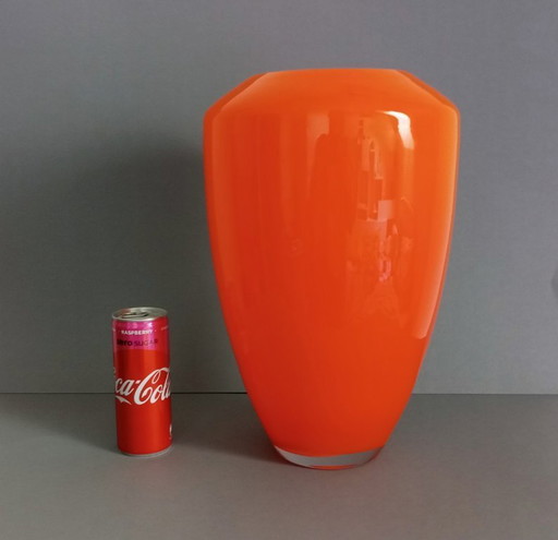 Monumental Walther Gropius bauhaus TAC02 Rosenthal orange/white glass vase 1969