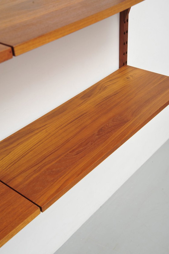 Image 1 of Mensola a muro "Royal System" in teak di Poul Cadovius per Cado (anni '50)