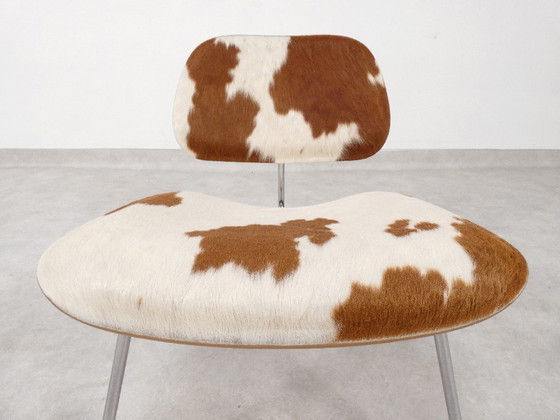 Eames LCM in calfskin by Charles & Ray - Vitra, Armchairs, Leather, Wood, Beige, Vintage (photo 10 of 14)