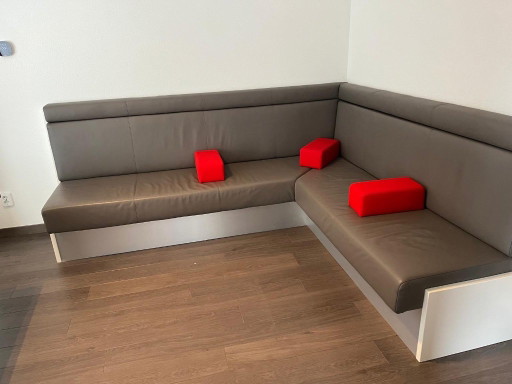 Eettafel hoekbank te koop