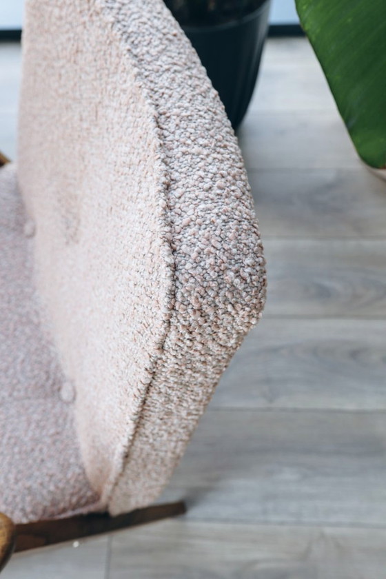 Image 1 of Fauteuil moderne rustique Chêne bois poudré rose bouclé 