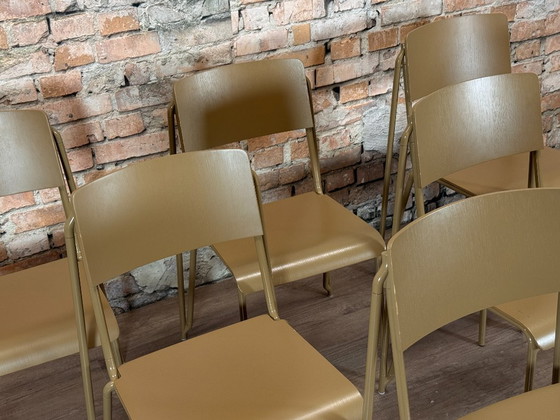 HAY Petit Standard Set di 6 - Olive | Daniel Rybakken, Sedie da pranzo, Metallo, Legno, Verde (foto 10 di 12)