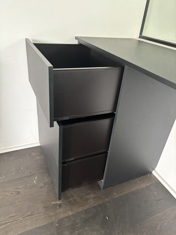 Minimalistischer Schreibtisch nach Maß – Anthrazit – 6 Schubladen – Wood (photo 3 of 5)