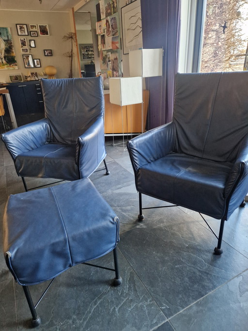 2x Montis woonkamerstoel met poef