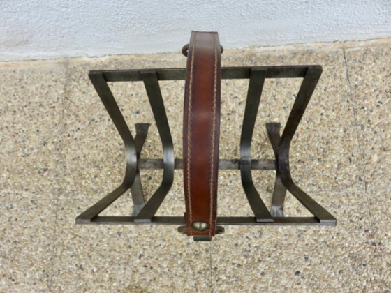 Image 1 of Porte revue en acier brut et cuir dans le style de Jacques Adnet, France, années 30 40