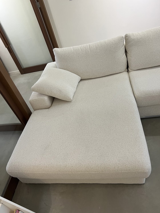 Image 1 of Nuevo sofá beige cromado