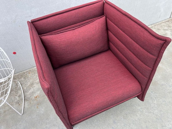 Image 1 of Poltrona acustica Vitra Alcove