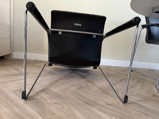 Thonet S 320 Black Leather – Dining chairs, Aluminium (photo 3 of 5)