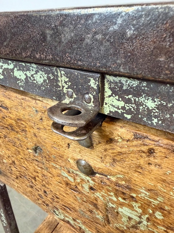 Industrial Chest of Drawers, 1950s – Iron (photo 14 of 17)