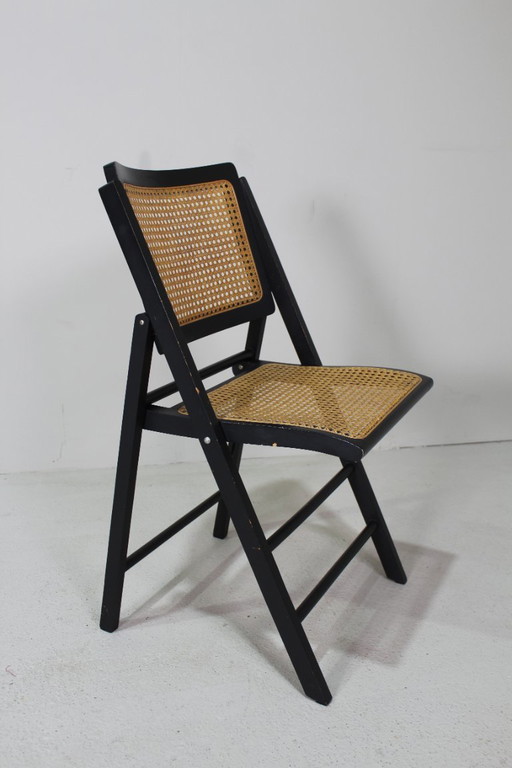 Retro webbing folding chair