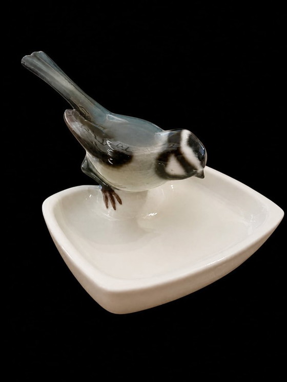 Image 1 of Vintage Goebel Vogelfigur Ringschale