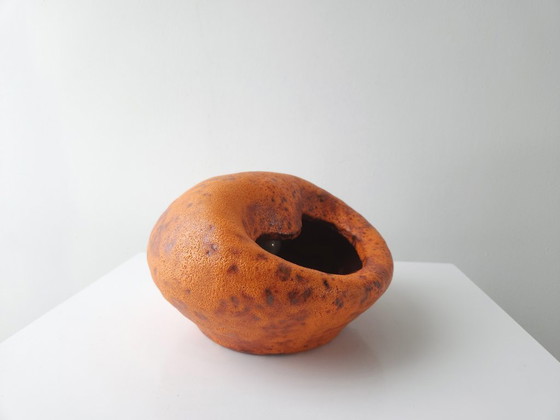 Image 1 of Keramieken vintage tafellamp, chamotte klei, oranje brutalist aardewerken mcm lamp
