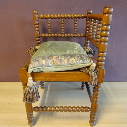 Vintage Bobbin Stuhl - Stuhl mit Knöpfen - mit Kissen - 42x42x68cm (LxBxH)