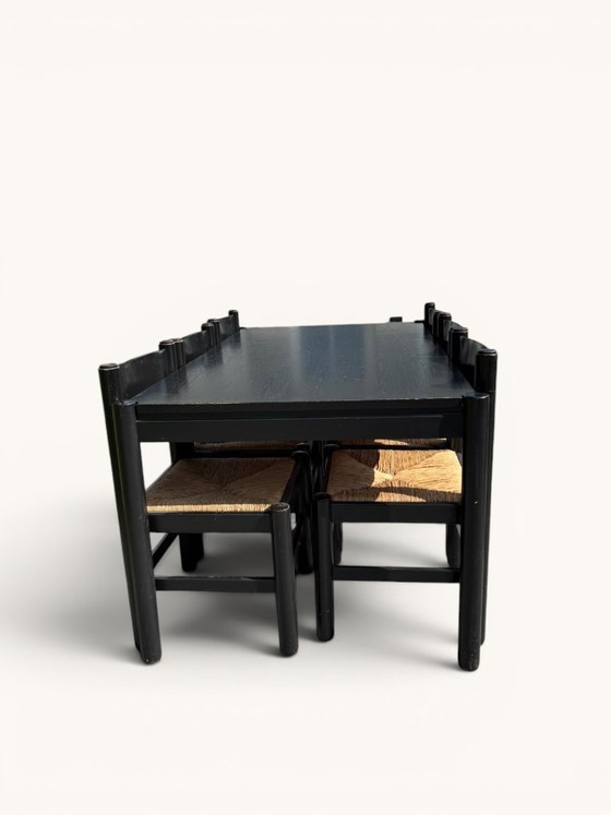 Eettafel met 6 stoelen van Vico Magistretti voor Cassina – Eetkamerset, Rattan, Wood (photo 3 of 9)