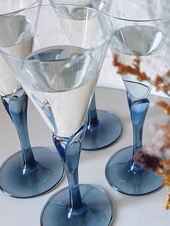 Image 1 of Set van 6 Vintage Luminarc "Lilas" Champagneglazen – Saffierblauw – Jaren '80/'90 (Mint)