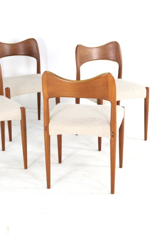 Image 1 of Set 4 Arne Hovmand Olsen voor Kold Mogens stoelen vintage nieuw gestoffeerd 