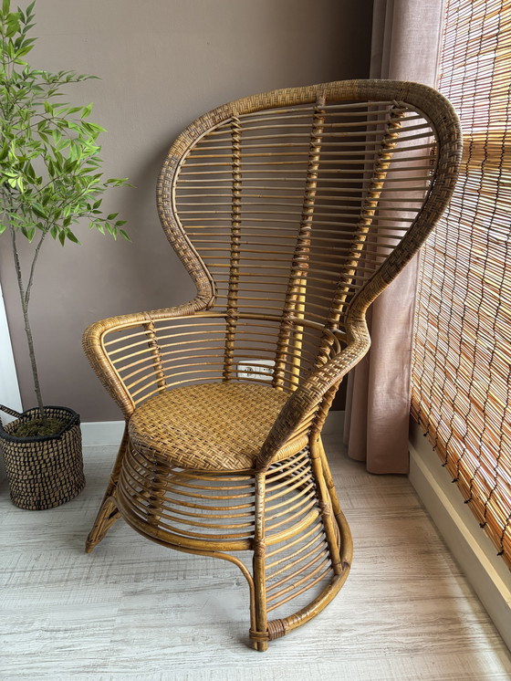 Image 1 of XL rattan peacock chair vintage