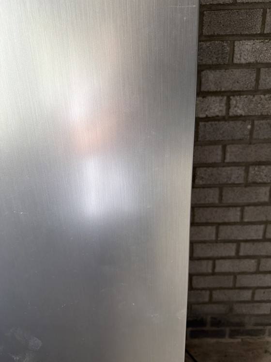 Image 1 of Réfrigérateur américain Samsung spacieux (côte à côte) avec distributeur de glaçons – Petite bosse