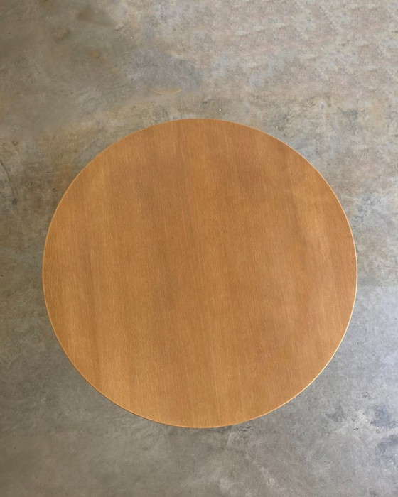 Image 1 of Fritz Hansen Circular vintage tafel door Arne Jacobsen 1967