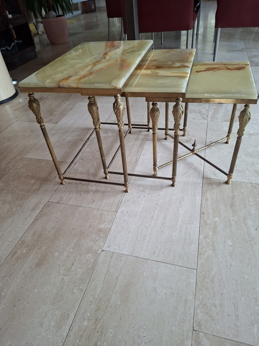 3 Marmor Beistelltische im Set – bijzettafels, Stone, Brass (photo 2 of 6)