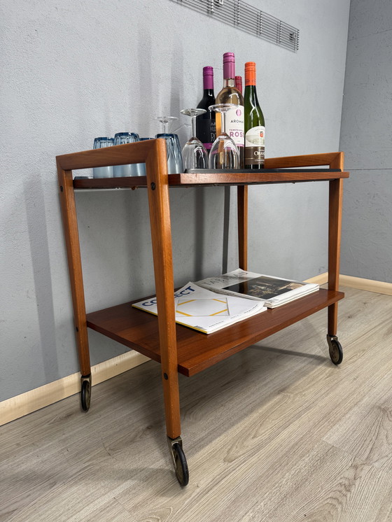 Image 1 of Chariot de service Mid Century Modern | design scandinave | ca. 1960