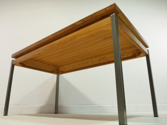 Image 1 of Vintage Couchtisch Nussbaum mit Glasplatte – Mid Century Sofatisch mit Stahlrohrbeinen, 1960er Jahre Coffee Table