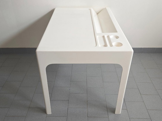 Image 1 of Vintage Ozoo bureau uit de jaren 60 in Space Age-stijl, ontworpen door Marc Berthier en gemaakt van glasvezel.