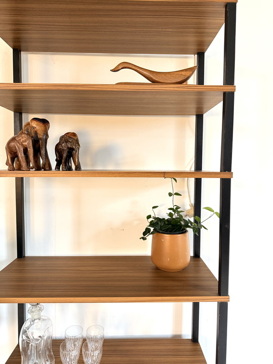 Image 1 of Mobiletto da parete vintage indipendente, anni '60