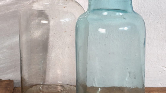 Botellas antiguas transparentes (c.1920). Juego de 2 piezas #58 – Vasos y jarras, Glass (photo 3 of 16)