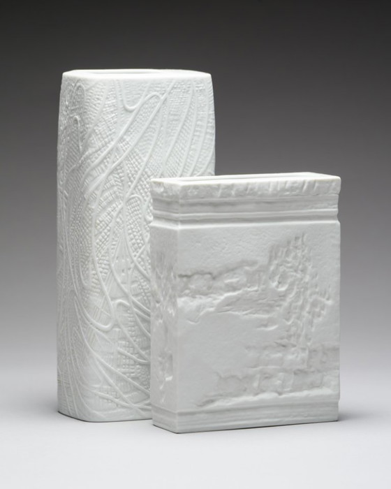 Image 1 of Martin Freyer Rosenthal Biskuitporzellan Reliefvase Duo OP ART Reliefdesign