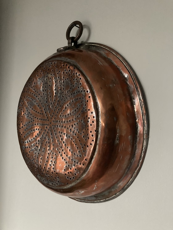 Image 1 of Oude koperen Vergiet zeef 