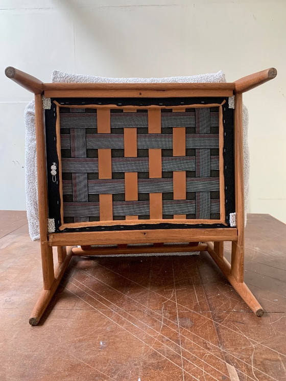 Image 1 of Flauschig & funktionell - Original Eric Merthen Sessel aus weißem Mischbouclé