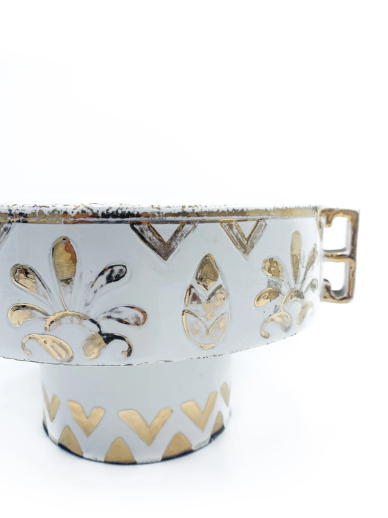 Perugia Etruria White and Gold Ceramic Vase (photo 2 of 5)