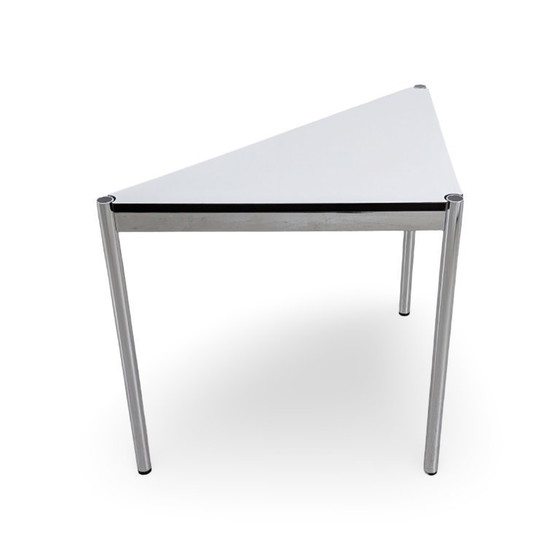 Image 1 of Originele 2-delige set USM Haller driehoekige witte hoekbureaus