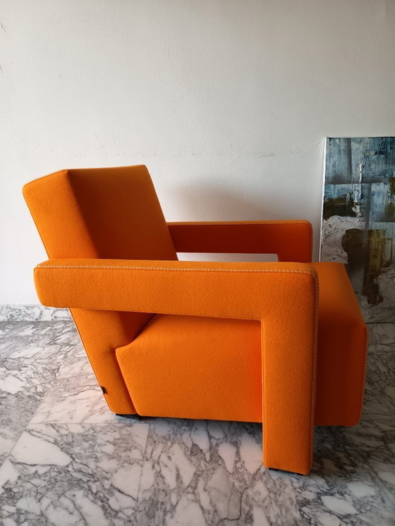 Image 1 of Fauteuil CASSINA Utrecht 637 en Laine Kvadrat Orange 13L par Gerrit Thomas Rietveld
