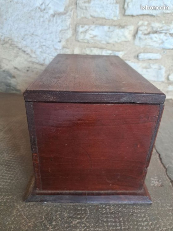 Wooden Storage Box with Hooks for Closure, Mahogany Color, H17xW32xD18cm – Decorative Objects, Metal (photo 4 of 6)