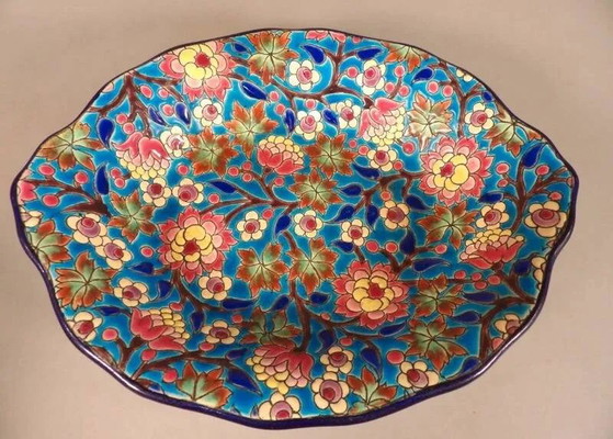 Longwy enamels, Important lobed plate with polychrome floral decoration, 20th century, Bowls, Porcelain (photo 3 of 12)