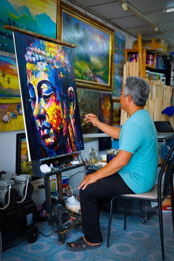 Image 1 of Unique hand-painted Buddha painting “Energy Flow” – Seksak Jaichumchen – 80×100 cm