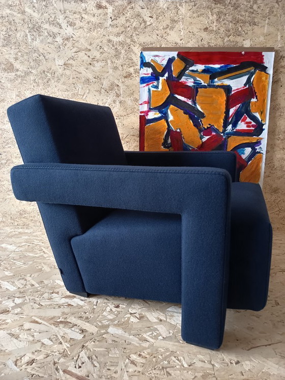 Image 1 of CASSINA Utrecht 637 armchair in Midnight BLUE Kvadrat wool by Gerrit Rietveld