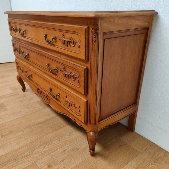 Image 1 of Vintage wooden Queen Anne chest of drawers, sideboard, chest of drawers